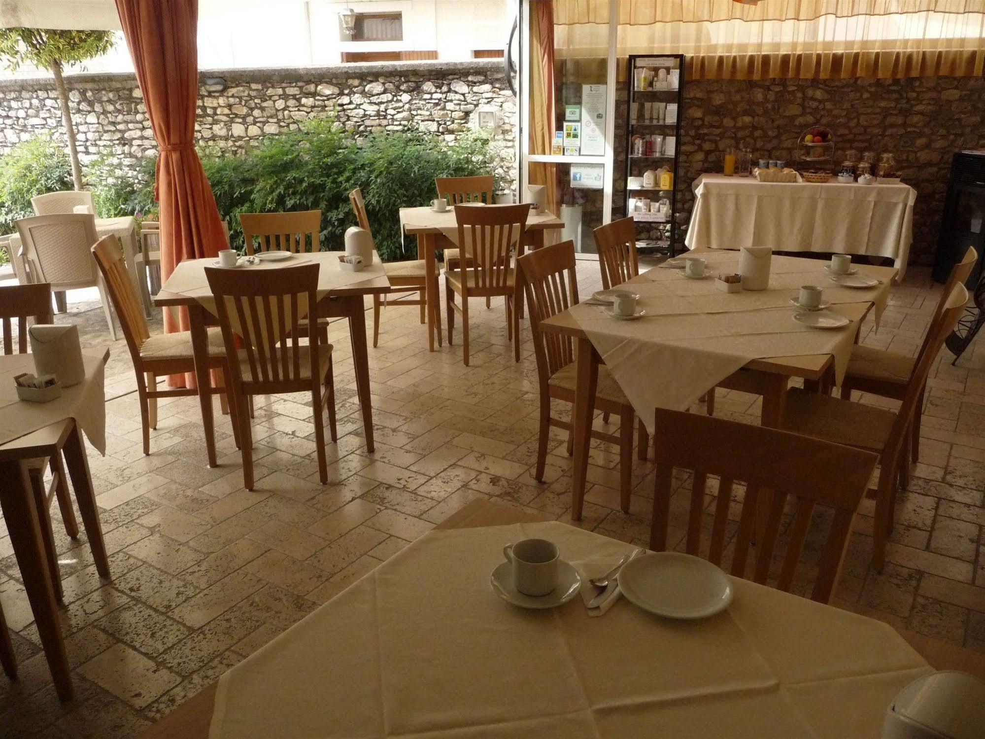 Locanda Ai Archi Di Andreola Monica Farra di Soligo Екстериор снимка